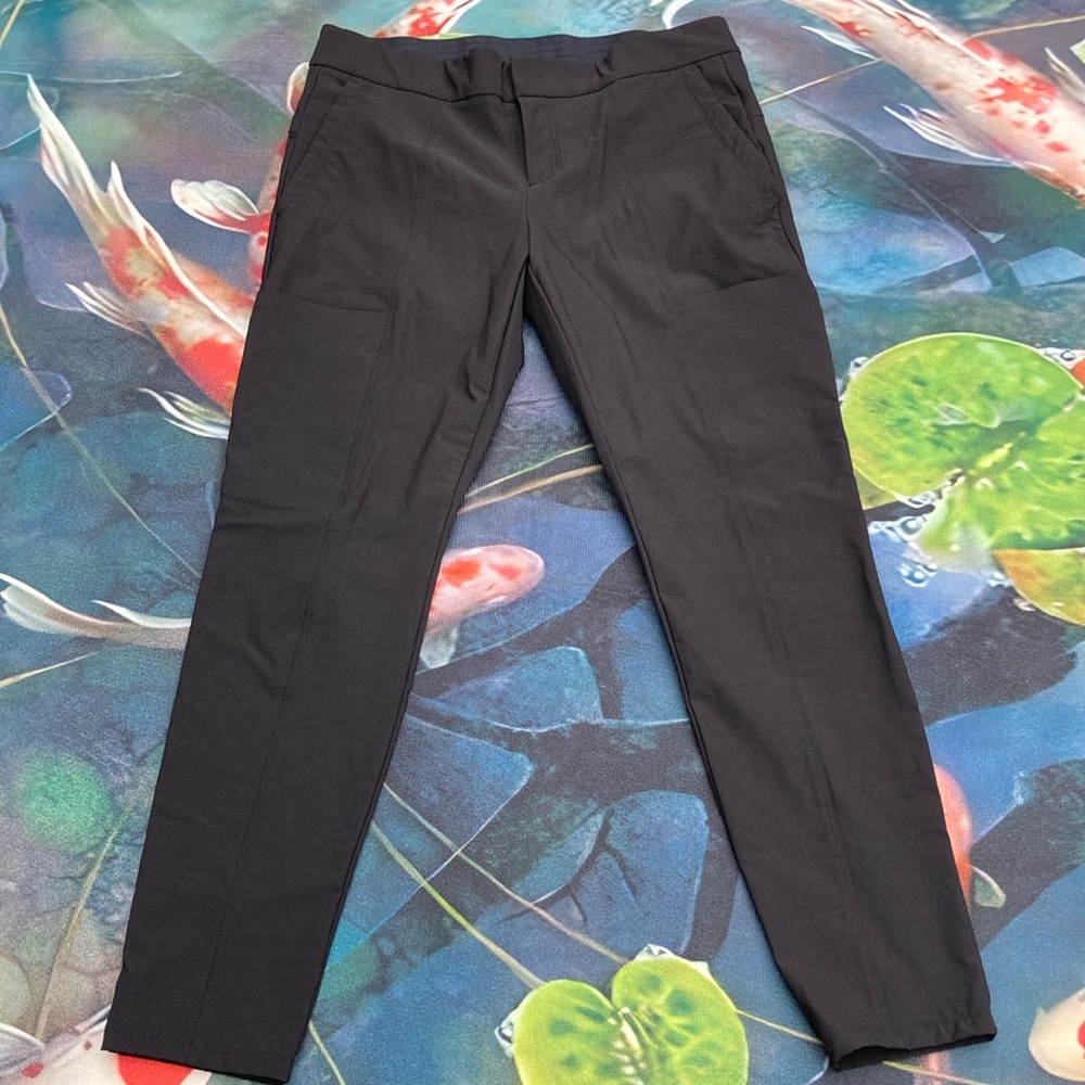 🐲💙Athleta Black Wander Stash Skinny Pants